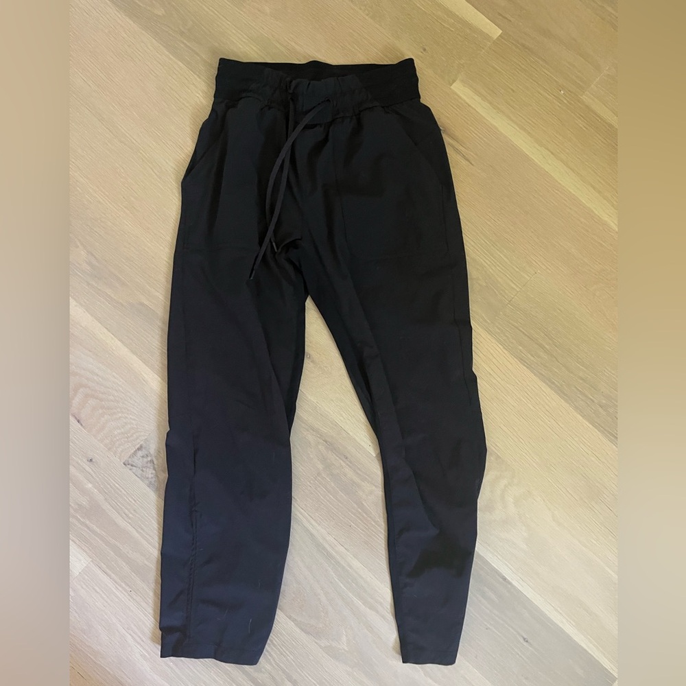 Lululemon tapered leg casual pants
